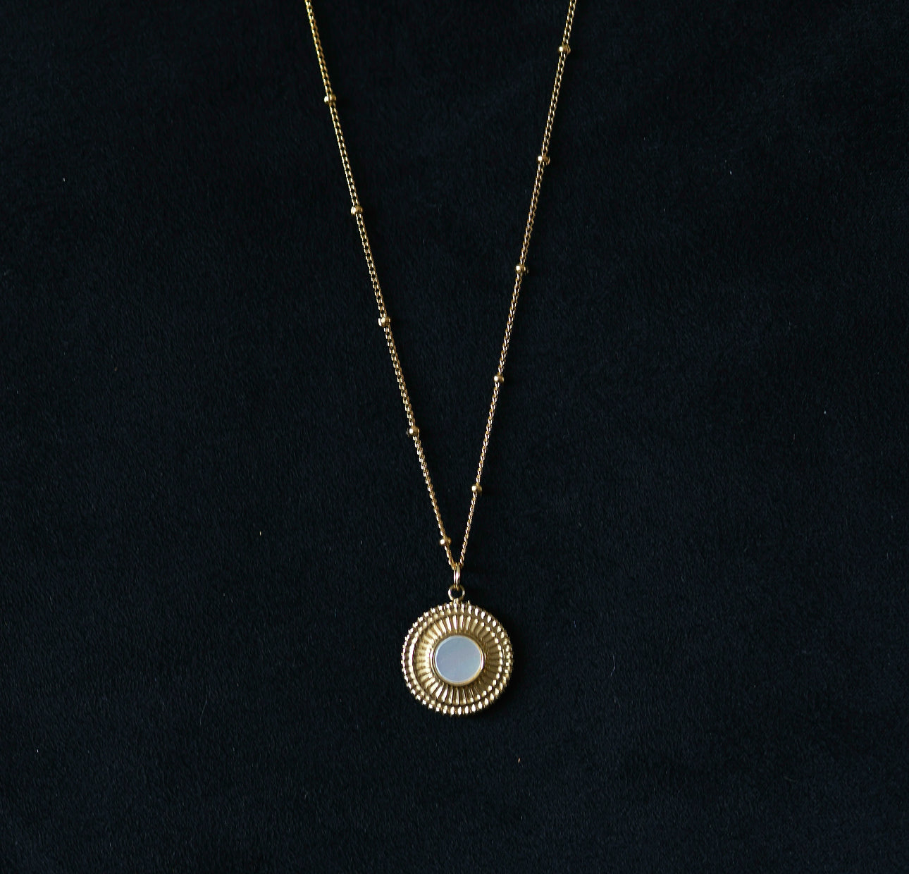 Daisy Necklace
