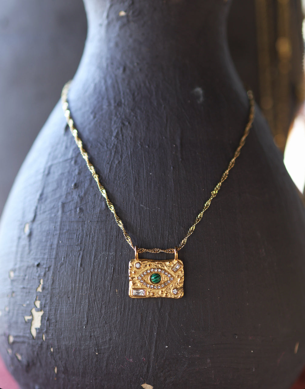 Malachite Eye Necklace