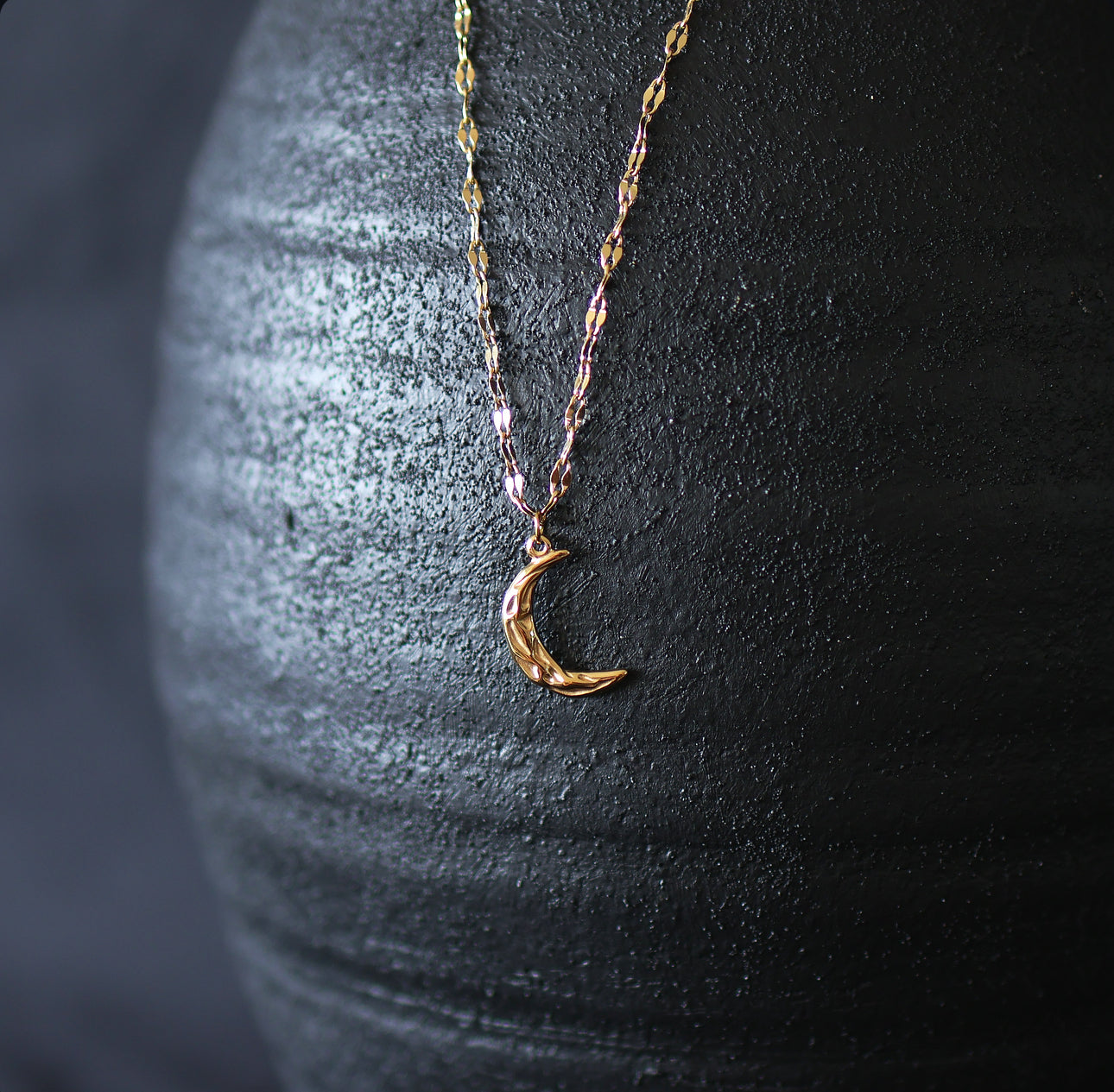 Luna Necklace