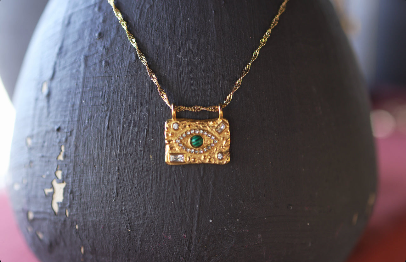 Malachite Eye Necklace