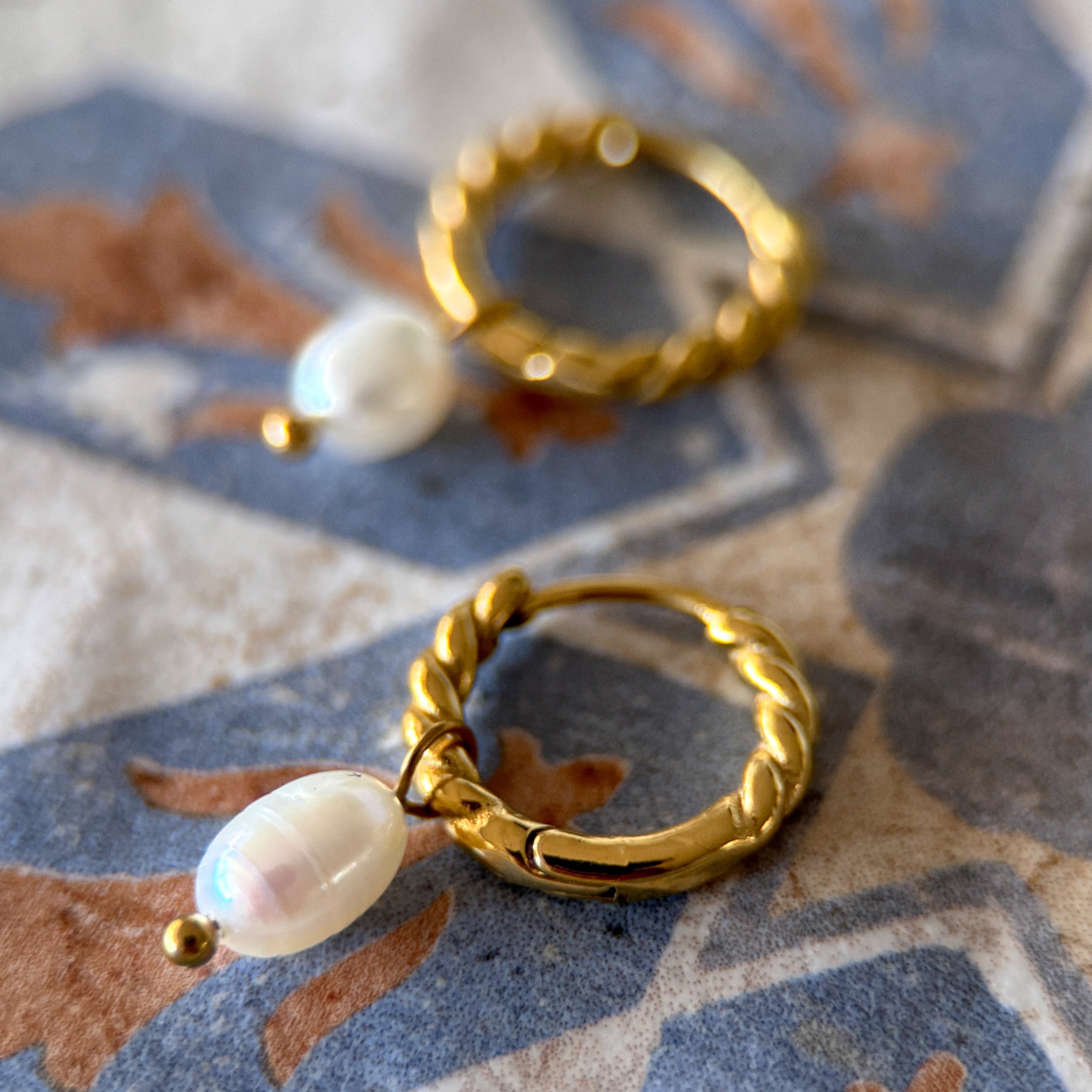 Twisted Pearl Earrings
