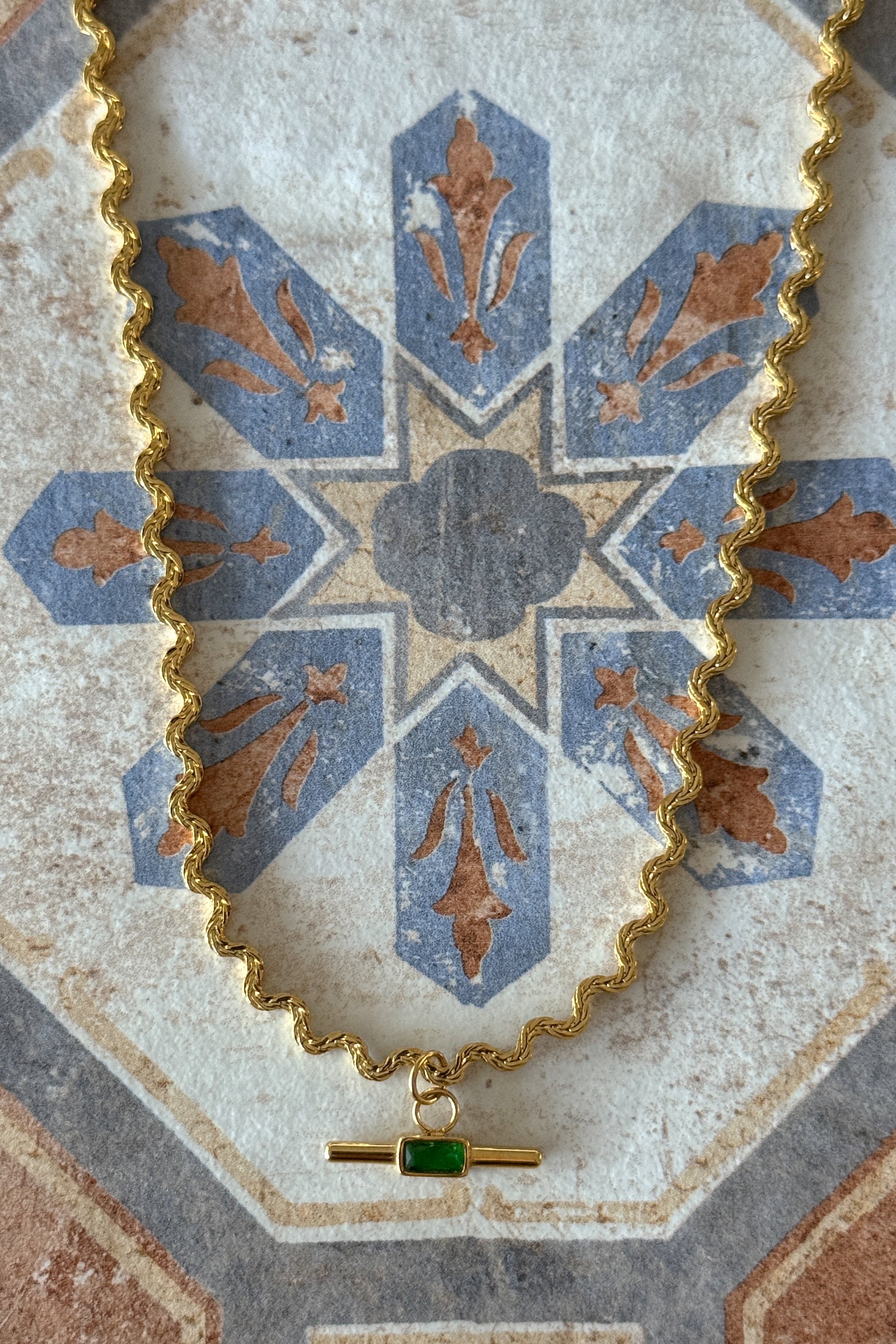 Nura Necklace