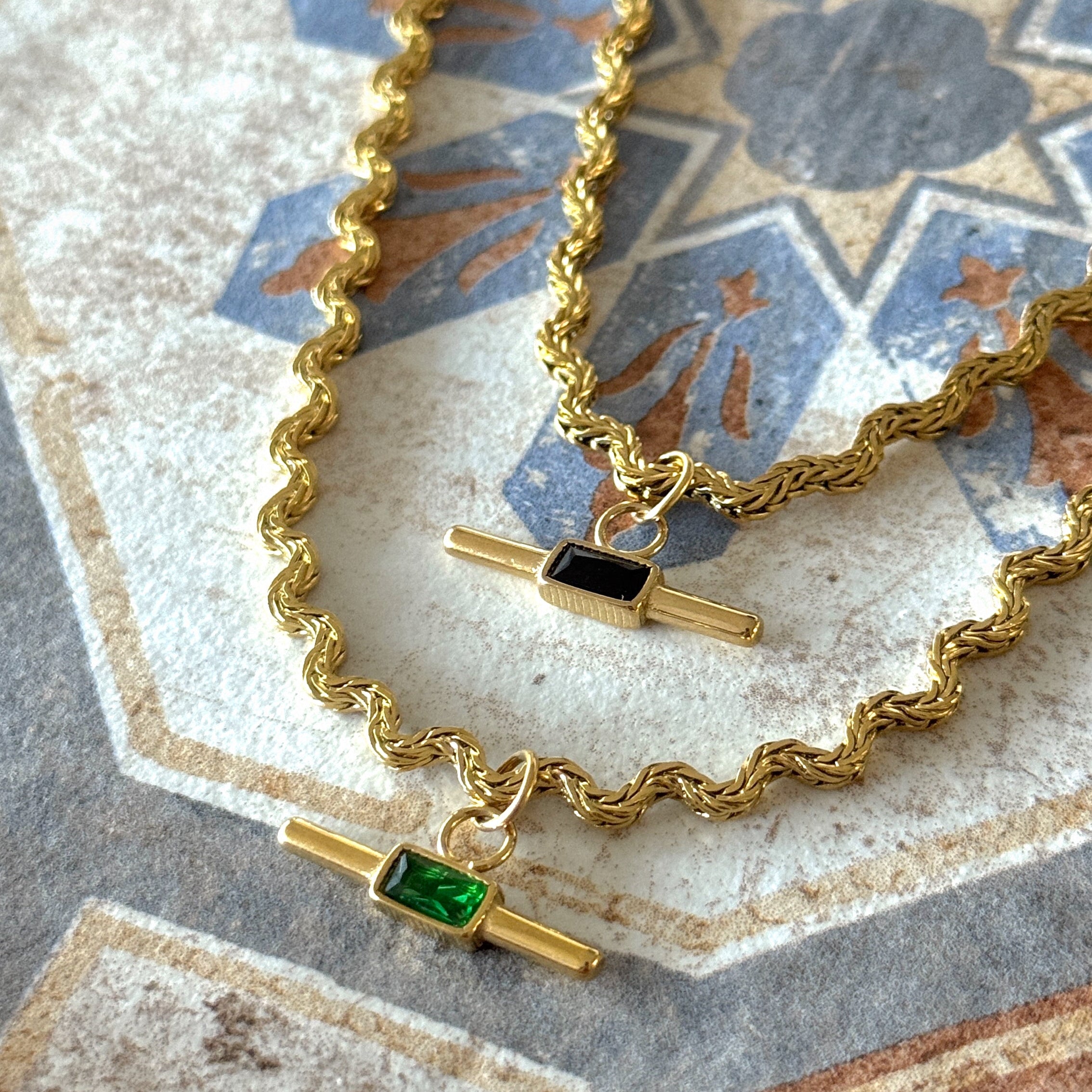 Nura Necklace